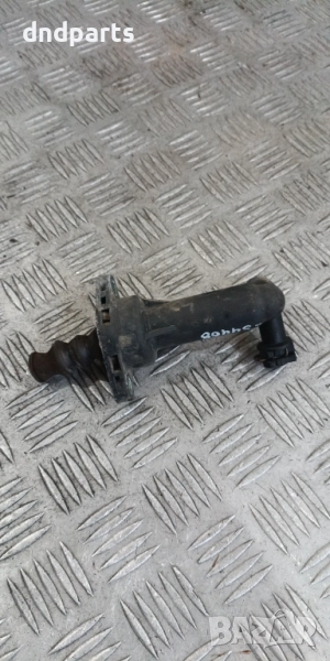 Помпа съединител VW Golf 5 1.4i 2005г.	, снимка 1