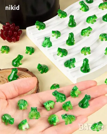 Жаба жабка жабки малка фигурка акрил пластмасова аквариум терариум, снимка 1