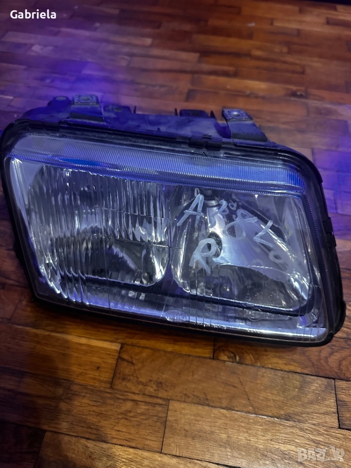 Десен фар за ауди А3 8L, снимка 1