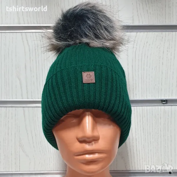 Нова зимна топла дамска шапка Silver Star в зелен цвят с пух/помпон, снимка 1