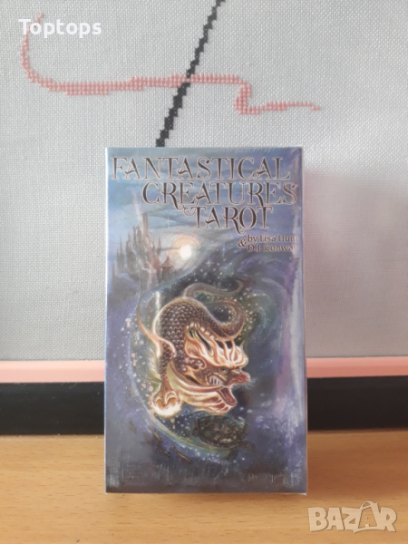 Таро карти: Fantastical Creatures Tarot, 7x12 см с хартиена книжка, снимка 1