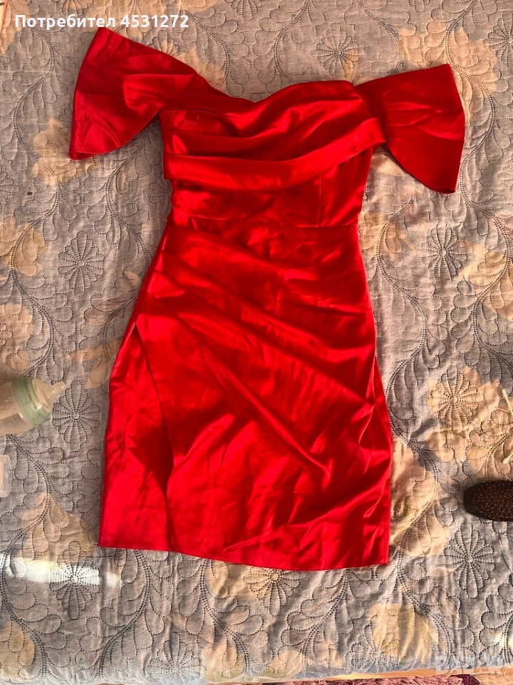 Къса чървена рокля , снимка 1