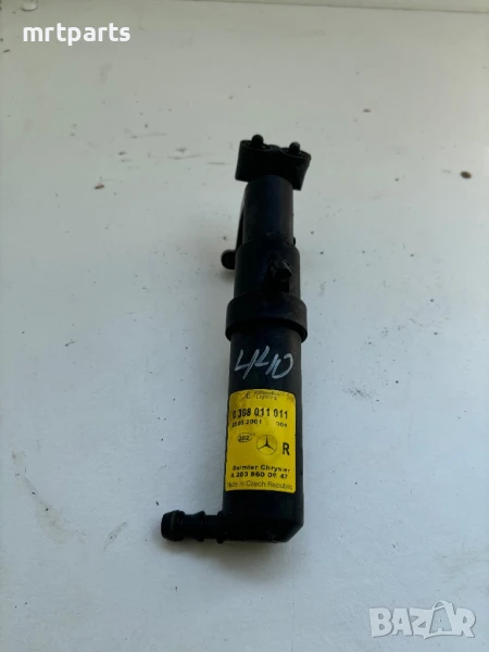 Дясна пръскалка за фар за Mercedes C-class W203, снимка 1