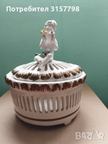 Стара порцеланова бонбониера, снимка 1
