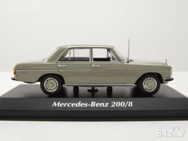 Mercedes-Benz 200 /8 Strichacht 1968 - мащаб 1:43 на Maxichamps моделът е нов в PVC дисплей-кейс, снимка 4 - Колекции - 50010947