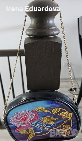 Дамска чанта, снимка 2 - Чанти - 41680443