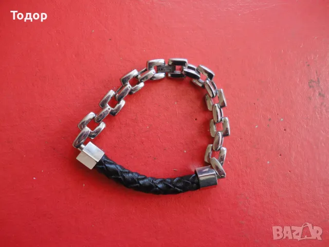Страхотна гривна от кожа и стомана , снимка 3 - Гривни - 49613873