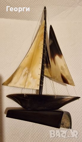 Старо корабче от рог, снимка 2 - Други ценни предмети - 39651712