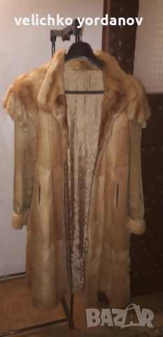 Много маркови зимни палта,боти,ботуши и др., снимка 4 - Якета - 52377871