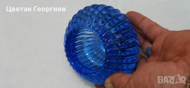 стъклен свещник