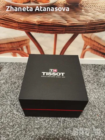 Дамски часовник Tissot T-Classic, снимка 3 - Дамски - 56122106