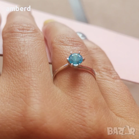 Нежен и елегантен сребърен пръстен - модел R062