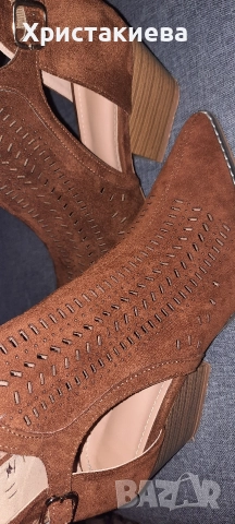 Дамски боти, снимка 5 - Дамски боти - 52915919
