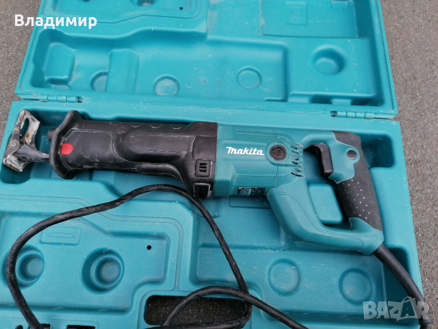 Саблен трион makita 