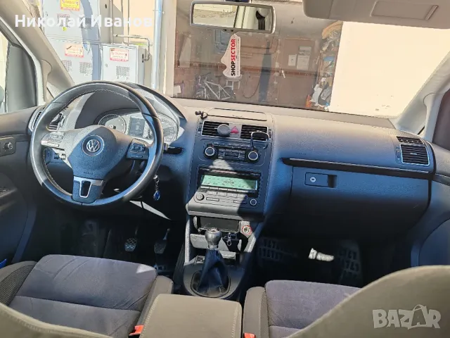 vw touran фабричен метан, снимка 8 - Автомобили и джипове - 48738446