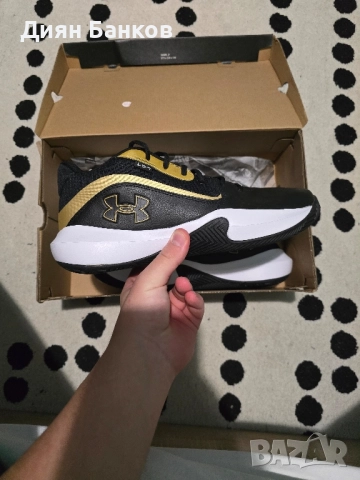 Обувки на Under Armour , снимка 1