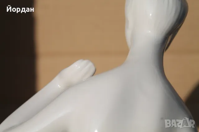 Стара порцеланова фигурка ''Royal Dux Bohemia'', снимка 12 - Антикварни и старинни предмети - 47777443