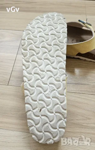 Дамски чехли Birkenstock Gizeh - 41, снимка 7 - Чехли - 55834303