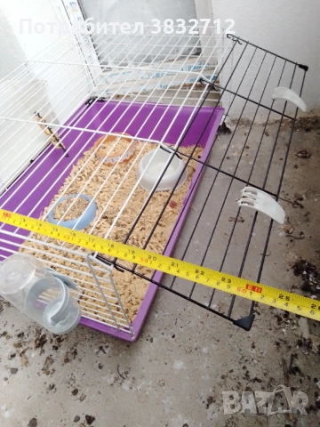 Продавам клетка за декоративни зайчета и други гризачи обзаведена с всичко необходимо доскоро беше и