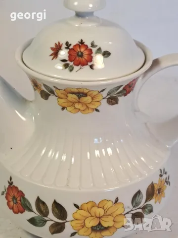 немски порцеланов чайник с цветя Witerling 21/3, снимка 2 - Сервизи - 49176005