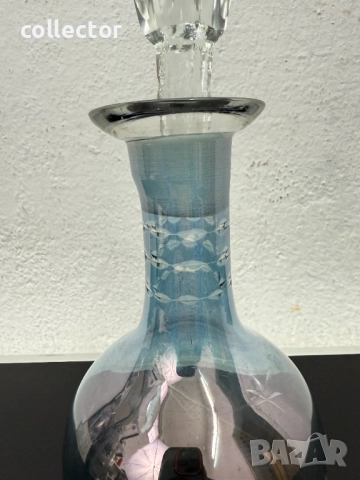 Винтидж ирисцентен стъклен декантер / гарафа / бутилка. №7667, снимка 3 - Антикварни и старинни предмети - 52582656