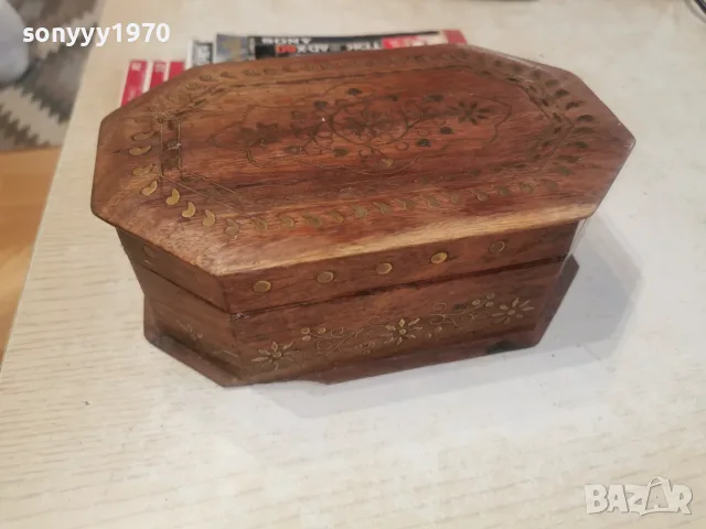 РЪЧНО ИЗРАБОТЕНА ДЪРВЕНА КУТИЯ СЪС ЗЛАТНИ ИНКРУСТАЦИИ 3108261850L4, снимка 6 - Антикварни и старинни предмети - 55890472