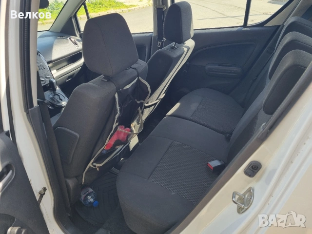 Suzuki Splash, снимка 11 - Автомобили и джипове - 53756359