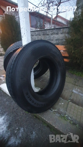 Гуми Фулда 295/80R22,5 три броя, снимка 2 - Гуми и джанти - 53235218