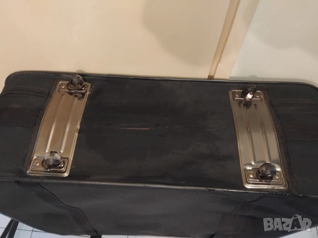 Голям куфар с колелца 77 см., снимка 8 - Куфари - 53380134