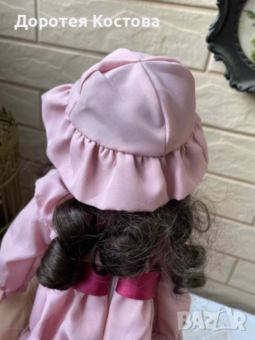 Красива порцеланова кукла от Англия , снимка 8 - Антикварни и старинни предмети - 52120756