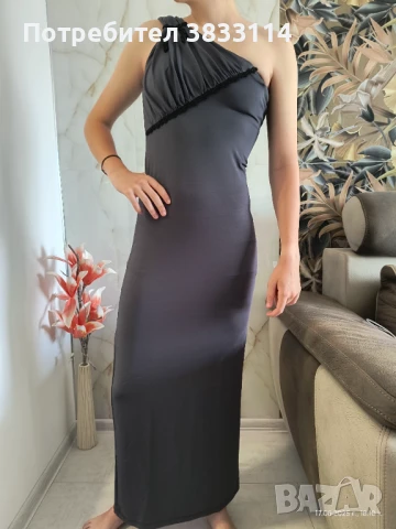 Дълга елегантна рокля с едно рамо - нова