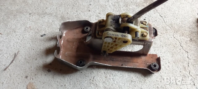 Скоростен лост Hyundai Santa Fe I, снимка 2 - Части - 51315162