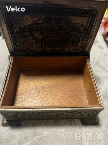 бронзова кутия за бижута, снимка 2 - Антикварни и старинни предмети - 53802433