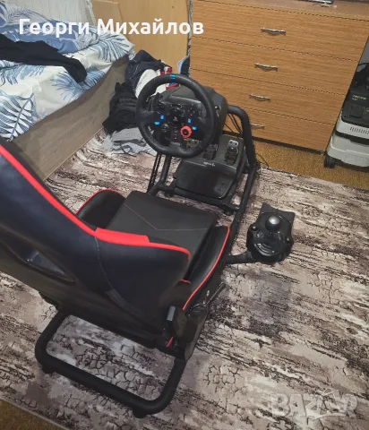 Симулатор Huzaro с Logitech g29 + стойка за телевизор, снимка 2 - Стойки, 3D очила, аксесоари - 56340869