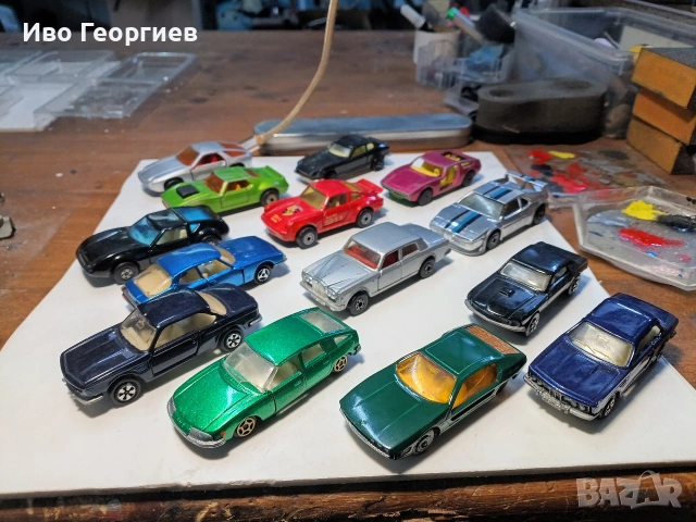 продавам метални колички 1:64