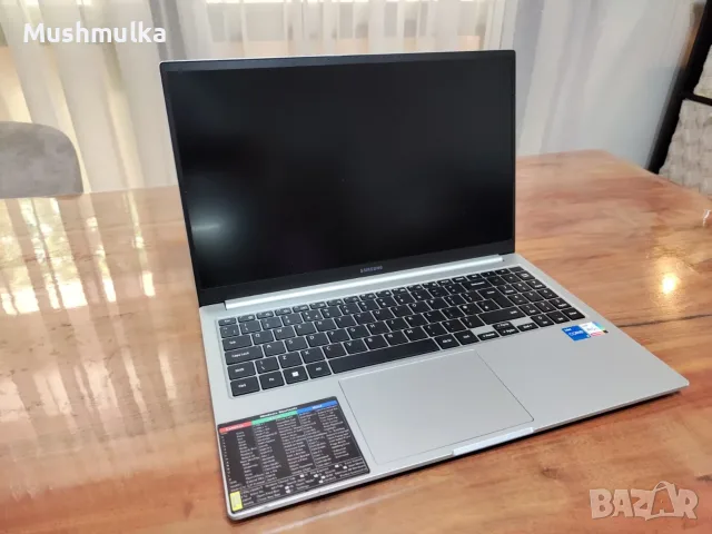 Тънък и мощен Samsung Galaxy Book - модел NP755XDA, снимка 3 - Лаптопи за дома - 55979601