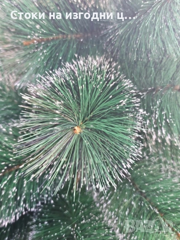 Коледна елха с бели връхчета, снимка 3 - Декорация за дома - 52595400
