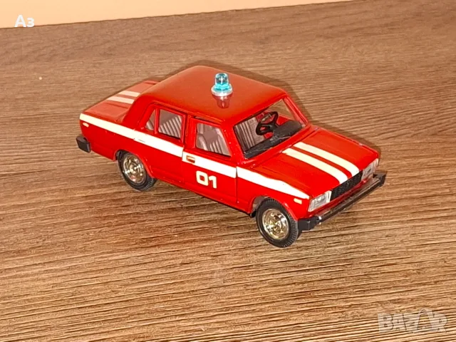 Руски модел ЛАДА 2105 Пожарна 01 1:43 Сделано в СССР USSR, снимка 2 - Колекции - 55993860