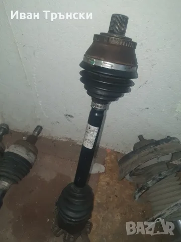 Оригинална предна полуоска за Audi A4 B6 B7 / Seat Exeo Автомат CVT - 8E0407271BE