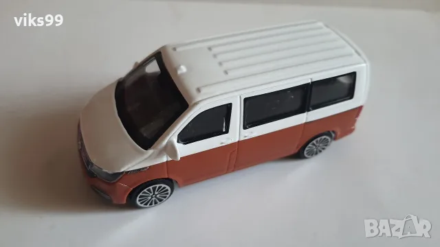 Bburago Volkswagen VW T6.1 Transporter 2020 - Мащаб 1:43, снимка 2 - Колекции - 55967418