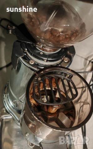 Made in ITALY * ХРОМ * Профисионална Кафемелачка Macap M4T таймер 58мм, снимка 6 - Кафемашини - 53623932