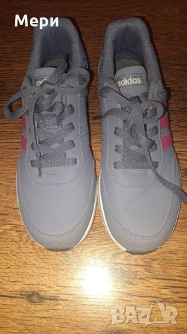 Маратонки Adidas 