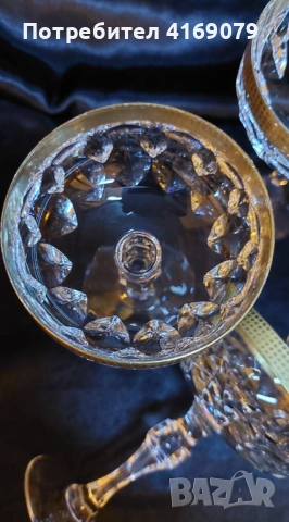 Кристални чаши със златен кант за ликьор, снимка 3 - Чаши - 53811820