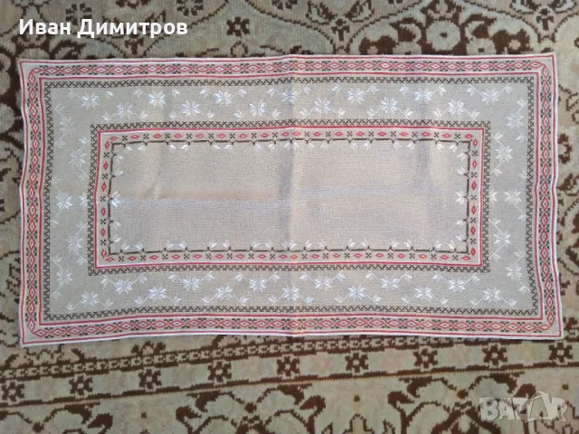 Декоративна покривка, снимка 2 - Други ценни предмети - 50350187