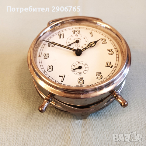Часовник будилник Германски Китайски и Руски работещи, снимка 4 - Антикварни и старинни предмети - 44618285