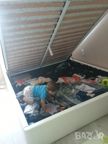 Легло /спалня + 2 нощни шкафчета + матрак + повдигащ механизъм и подматрачна рамка , снимка 17 - Спални и легла - 51707537