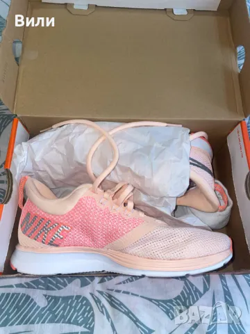 Nike Дамски маратонки, снимка 3 - Маратонки - 50332035