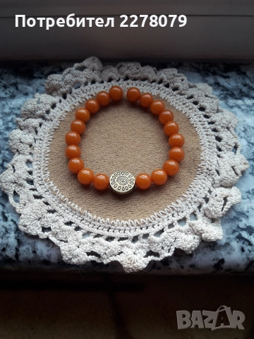 Гривни от различни камъни - ръчна изработка, снимка 18 - Гривни - 43863735