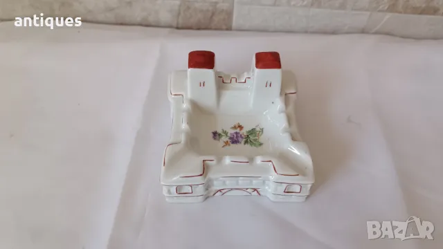 Порцеланов пепелник - Баба Вида - Завод Сталин Видин - 1956г, снимка 1