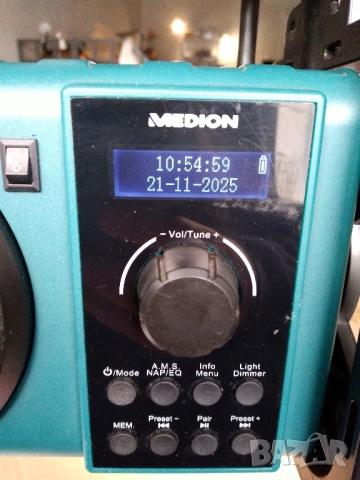 Радиоприемник MEDION MD 43277, снимка 16 - Радиокасетофони, транзистори - 52521996